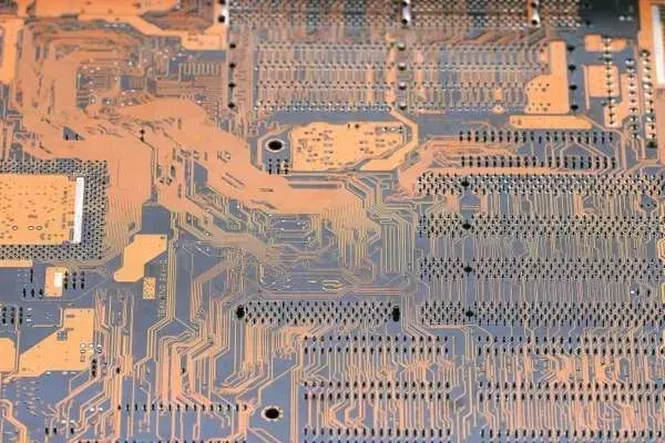 Imagem ilustrativa de Placa de circuito impresso profissional